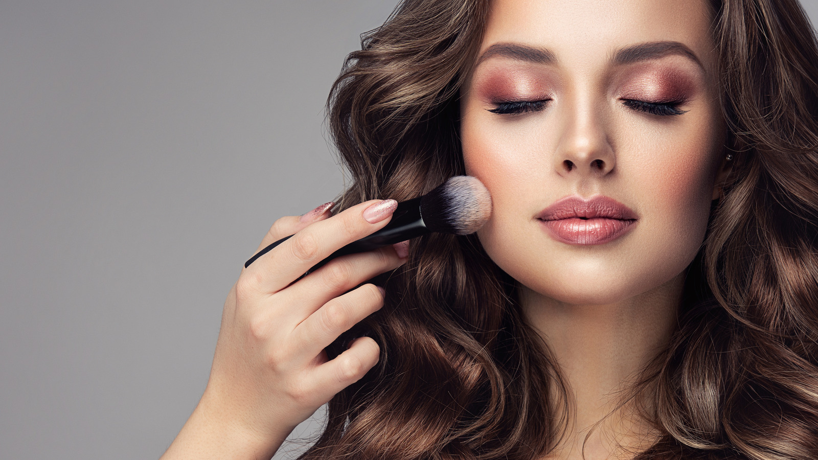 Natural makeup